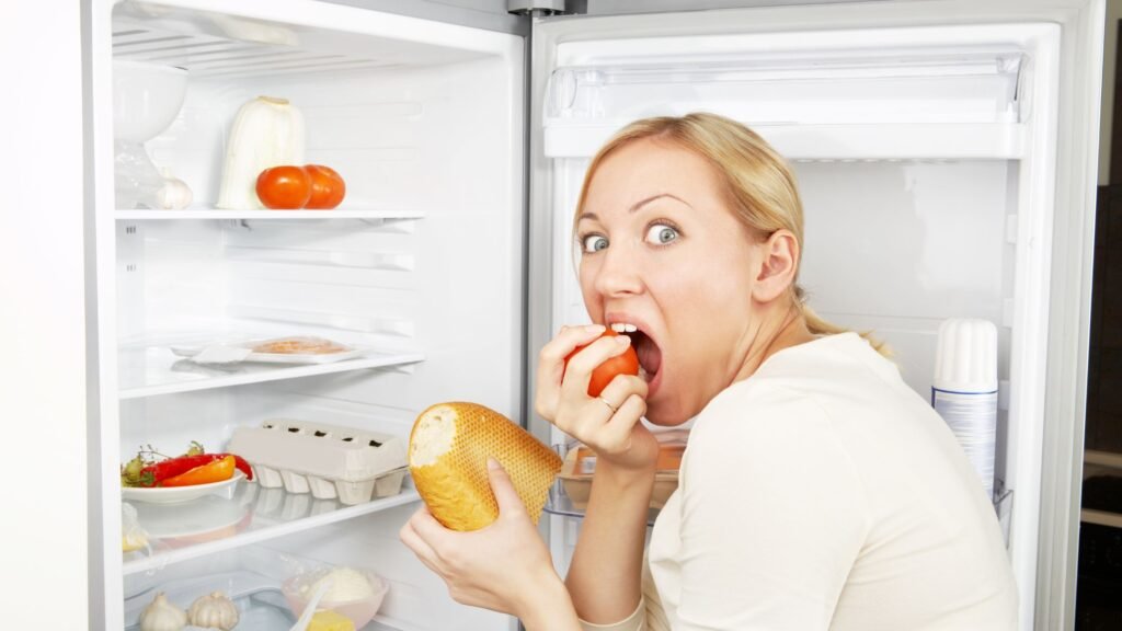 Ansiedad por la comida o atracones emocionales nocturnos